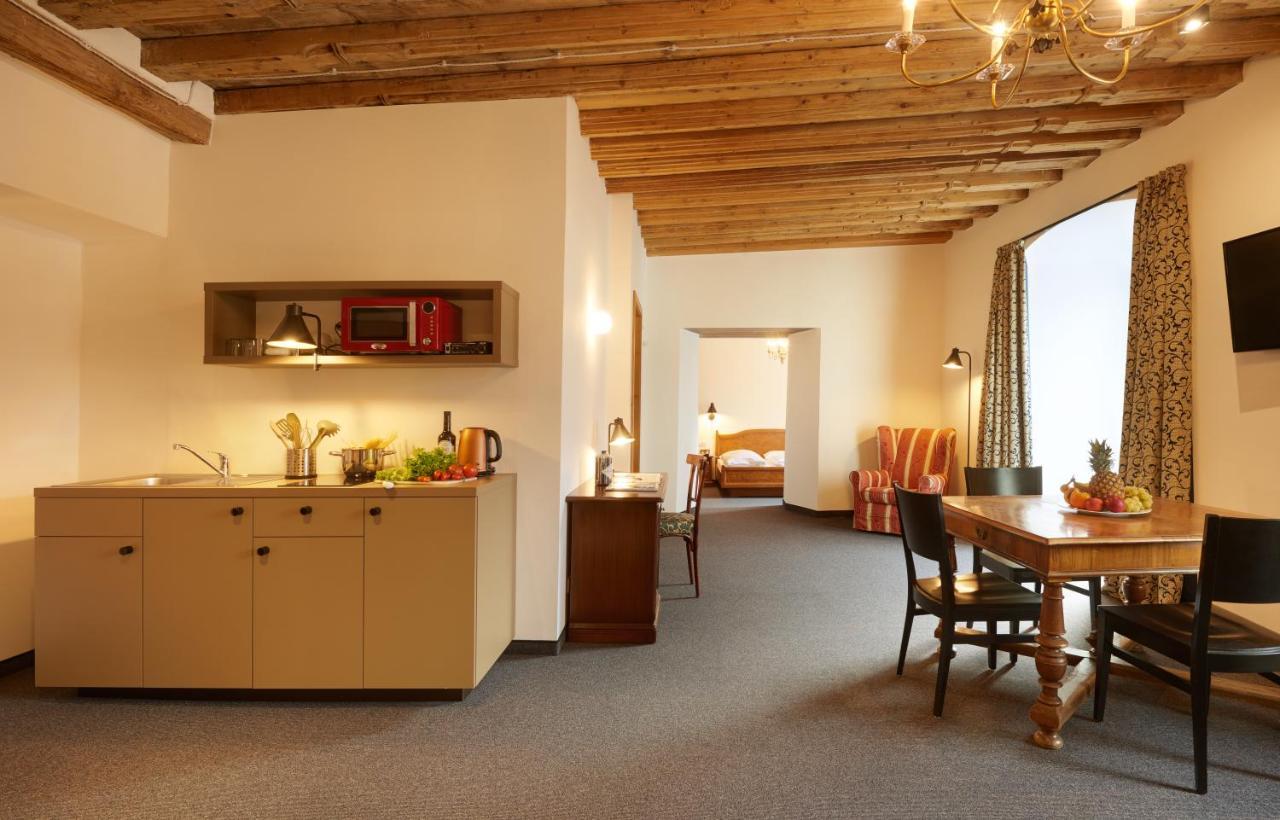 Historic Guesthouse Bircher B&B Apartments Near Sterzing Campo di Trens Eksteriør bilde