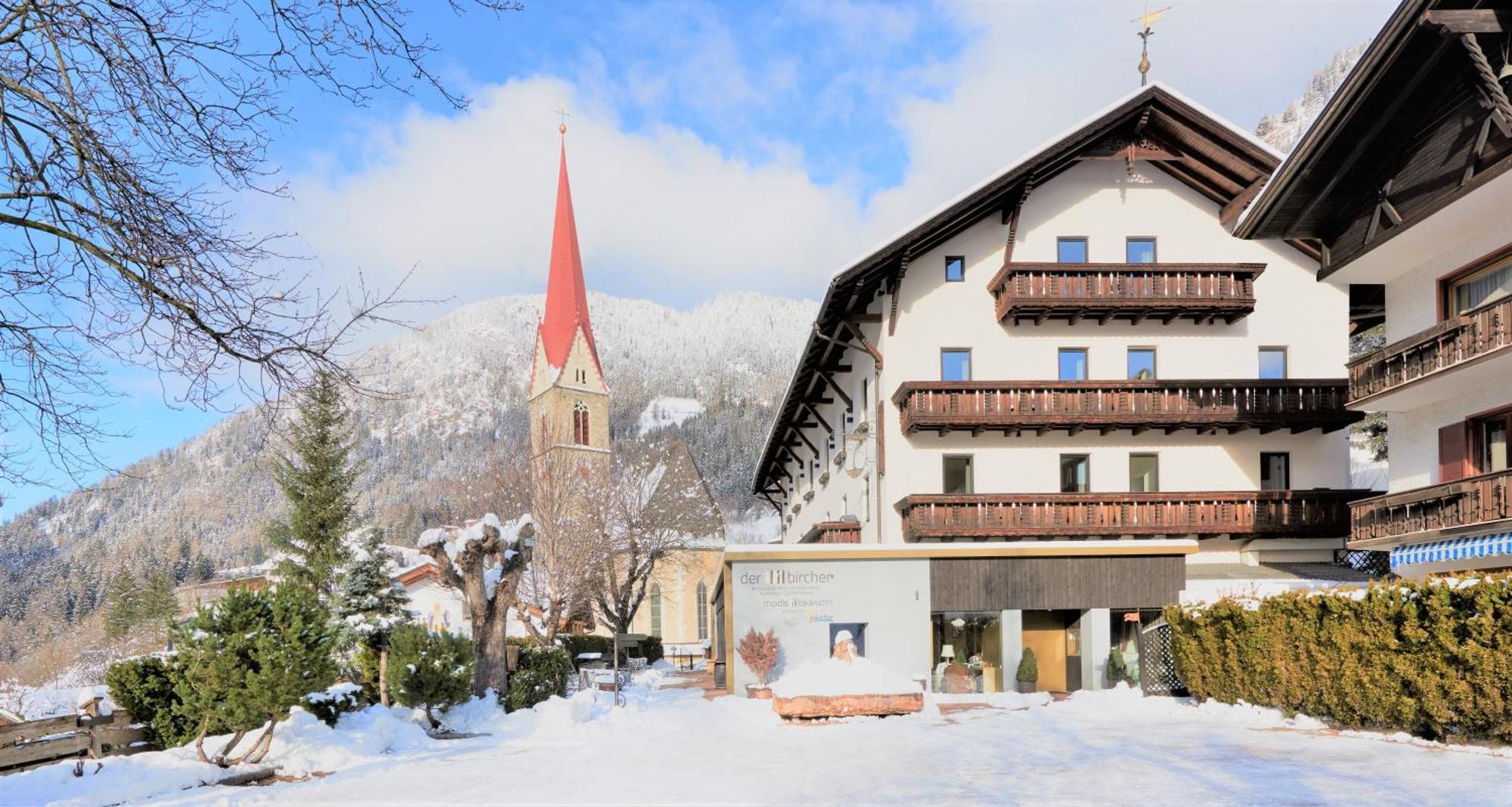 Historic Guesthouse Bircher B&B Apartments Near Sterzing Campo di Trens Eksteriør bilde